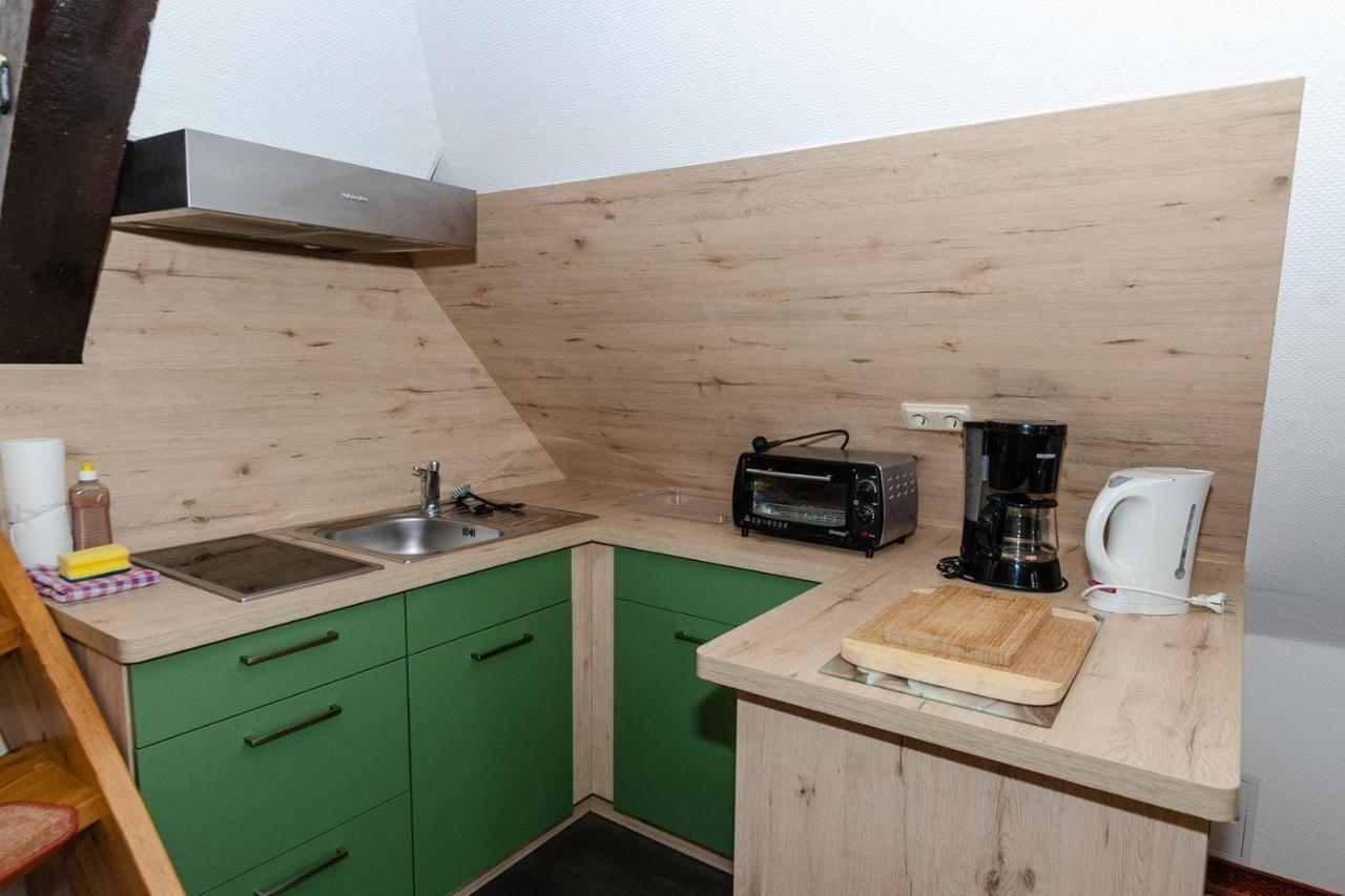 3-R-Ferienwohnung-Fuer-4-Personen-In-Schaprode-Auf-Ruegen-Zi3 외부 사진